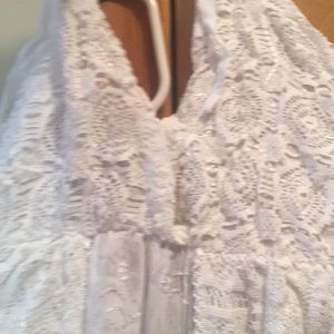 S.R. Fashion dress ties behind the neck